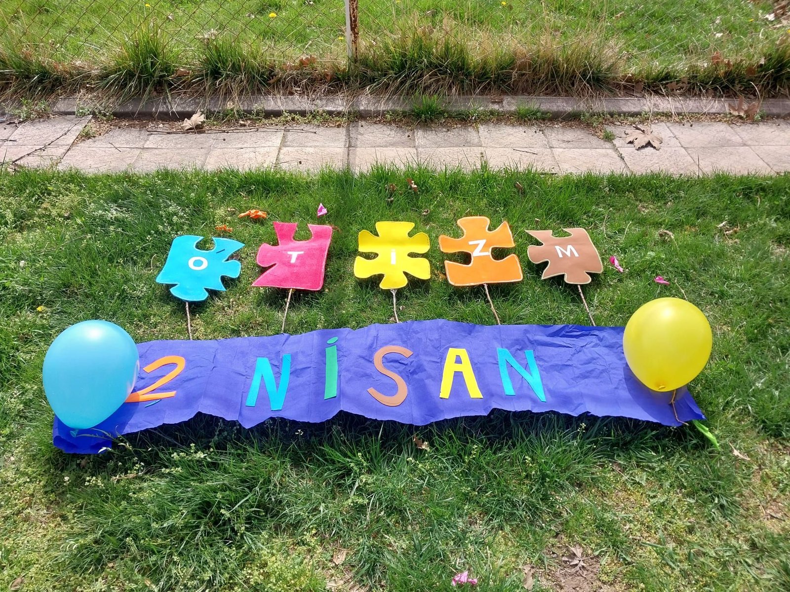 Otizm Eksiklik Değil Farklılıktır (2 Nisan Otizm Farkındalık Günü)